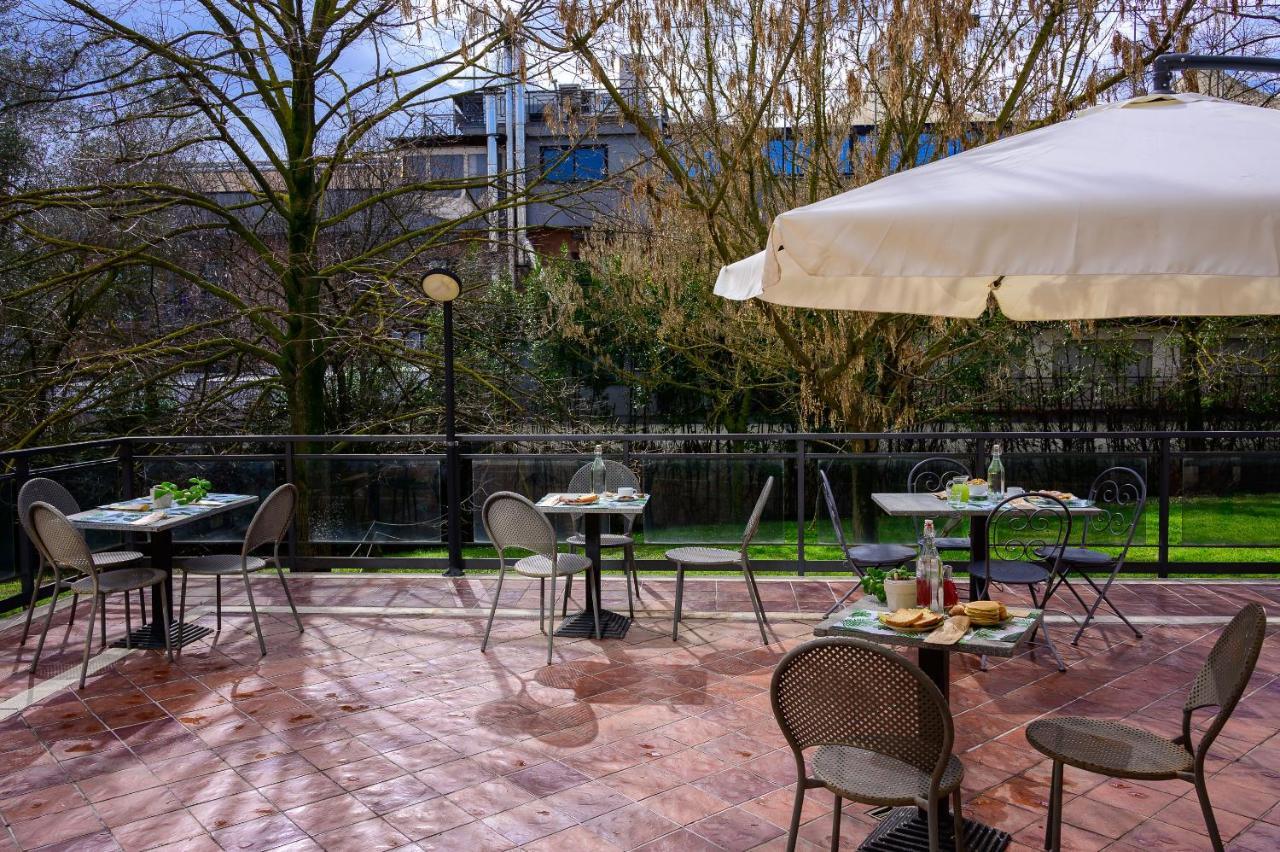 Hotel Torre Di Pratolungo Rome Exterior photo