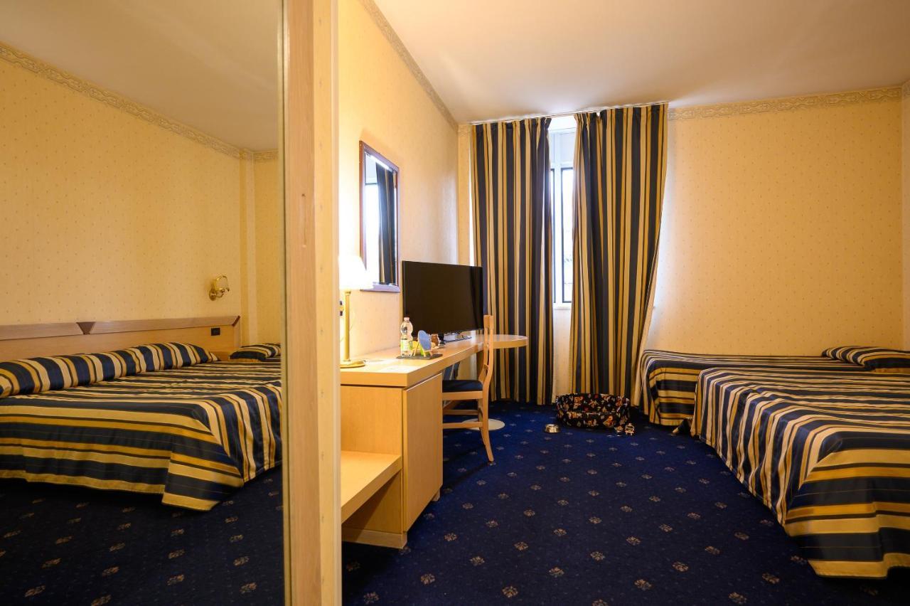Hotel Torre Di Pratolungo Rome Exterior photo