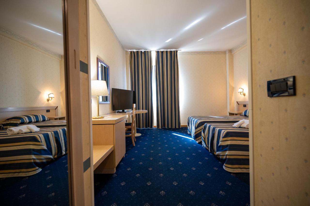 Hotel Torre Di Pratolungo Rome Exterior photo